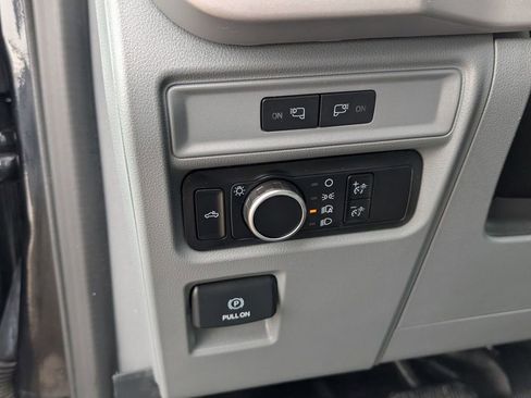 Used 2023 Ford F150 XL image 36