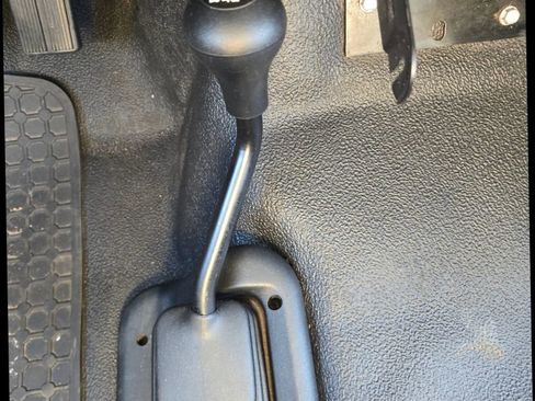 Used 2003 Ford F350 XL image 25