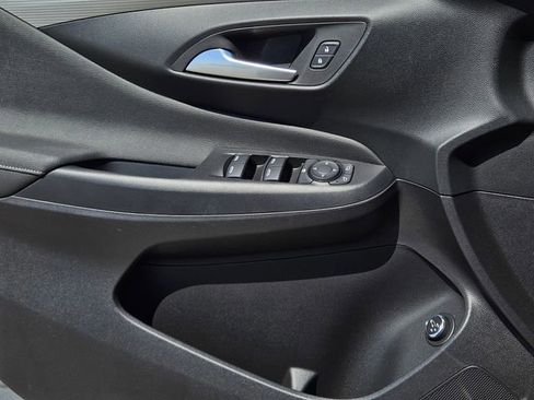 New 2026 Buick Envista Avenir FWD image 16