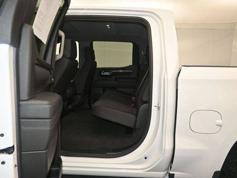 Certified 2025 Chevrolet Silverado 1500 LT AWD/4WD image 23