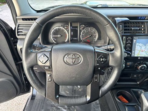 Used 2024 Toyota 4Runner TRD Off-Road Premium image 22