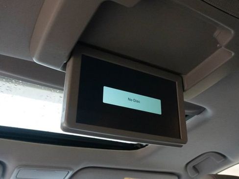 Certified 2023 Honda Odyssey Touring image 24