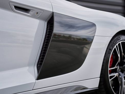 Used 2021 Audi R8 V10 performance image 12