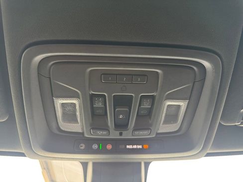 Used 2020 GMC Sierra 1500 AT4 w/ AT4 Premium Package image 27