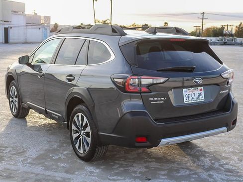 Used 2023 Subaru Outback Limited image 4