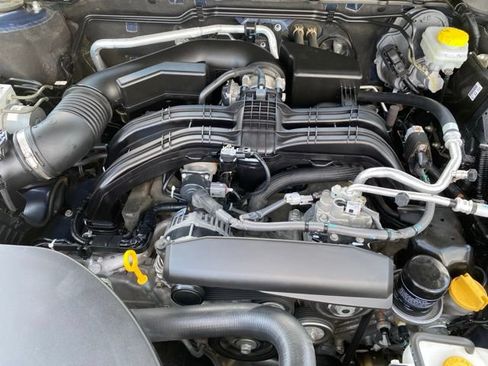 Used 2023 Subaru Outback Touring w/ Popular Package #2 AWD/4WD image 27
