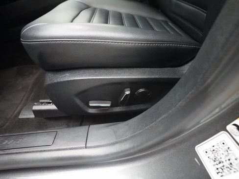 Used 2020 Ford Fusion SEL image 30