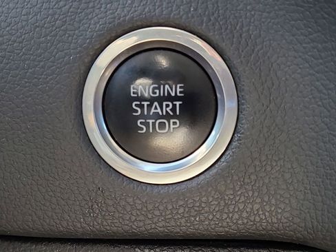 Used 2023 Toyota Tundra Limited image 35