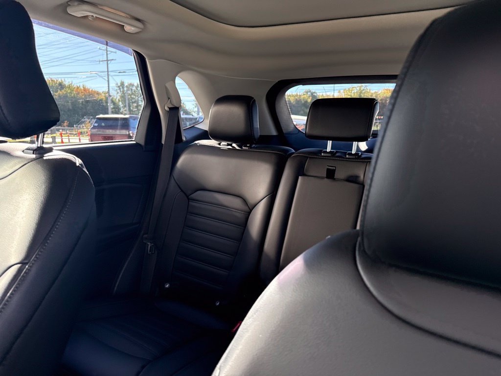 Used 2021 Ford Edge SEL w/ Convenience Package AWD/4WD image 24