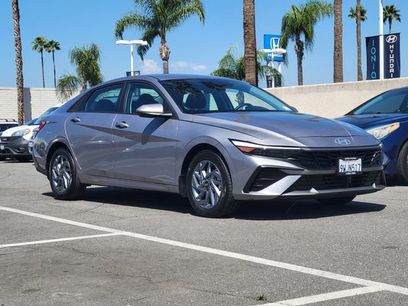 Used 2025 Hyundai Elantra Blue