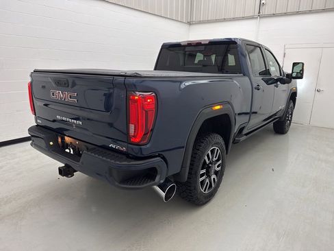 Used 2021 GMC Sierra 2500 AT4 w/ AT4 Premium Plus Package AWD/4WD image 8