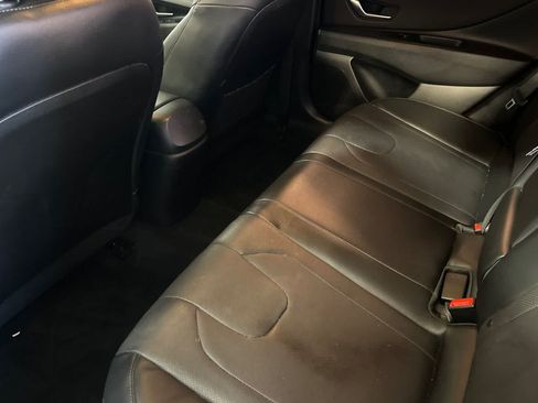 Used 2021 Hyundai Elantra Limited FWD image 5