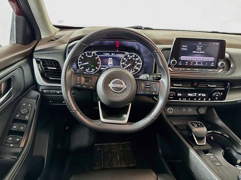 Used 2023 Nissan Rogue SV w/ SV Premium Package AWD/4WD image 23