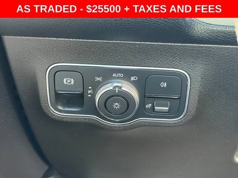 Used 2021 Mercedes-Benz GLB 250 image 19