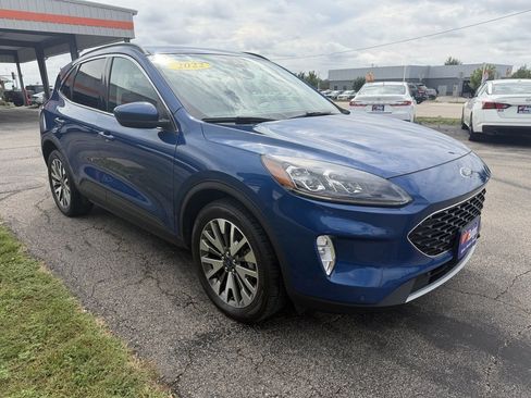 Used 2022 Ford Escape Titanium AWD/4WD image 7