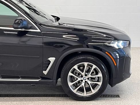 Used 2024 BMW X5 xDrive40i w/ Parking Assistance Package AWD/4WD image 8