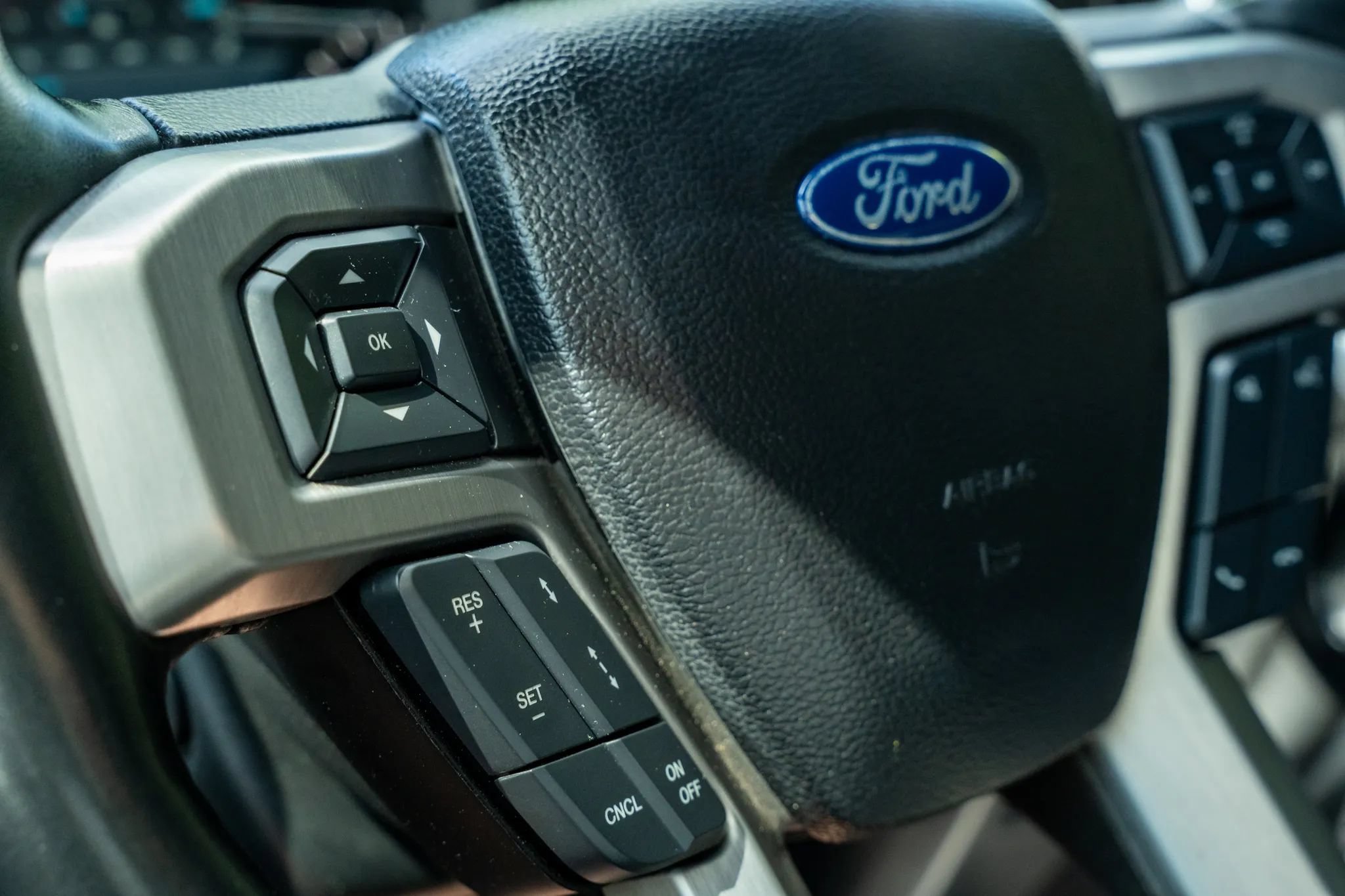Used 2020 Ford F150 Platinum w/ Equipment Group 701A Luxury AWD/4WD image 26