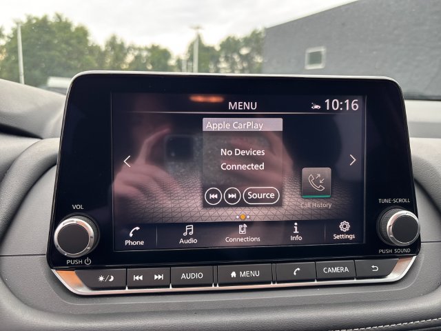 Certified 2025 Nissan Rogue SV AWD/4WD image 20