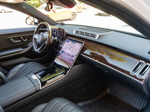 Used 2022 Mercedes-Benz S 500 S 500 image 26