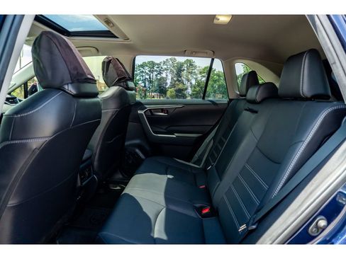 Used 2022 Toyota RAV4 XLE Premium AWD/4WD image 14