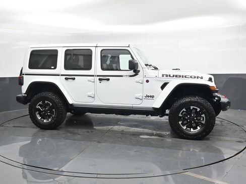 New 2026 Jeep Wrangler Unlimited Rubicon w/ Safety Group image 3
