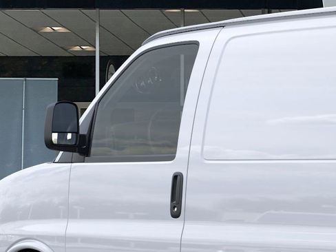 New 2026 GMC Savana 2500 w/ Driver Convenience Package RWD image 12