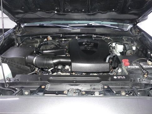 Used 2019 Toyota Tacoma SR5 image 14