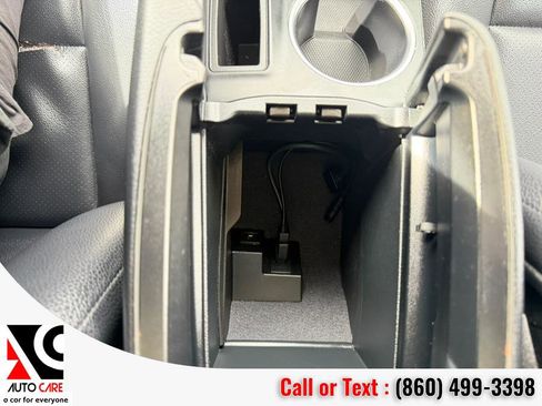 Used 2013 Mercedes-Benz GLK 350 4MATIC image 27