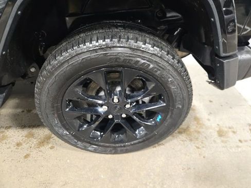 Used 2023 Jeep Wrangler Unlimited Sahara w/ Cold Weather Group image 11