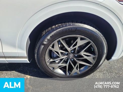 Used 2023 Genesis GV70 2.5T w/ Advanced Package image 16