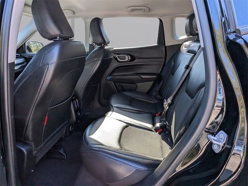 Used 2022 Jeep Compass Trailhawk image 13