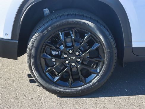 New 2026 Chevrolet Traverse LT w/ Enhanced Driving Package image 10