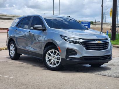 Used 2024 Chevrolet Equinox LS w/ LS Convenience Package