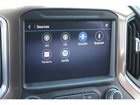 Used 2020 Chevrolet Silverado 2500 High Country w/ Technology Package AWD/4WD image 23