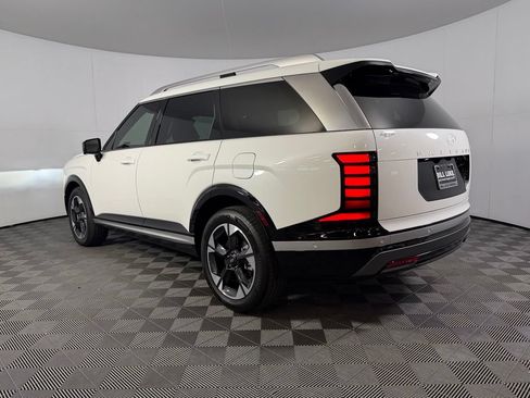 Used 2026 Hyundai Palisade Limited AWD/4WD image 10