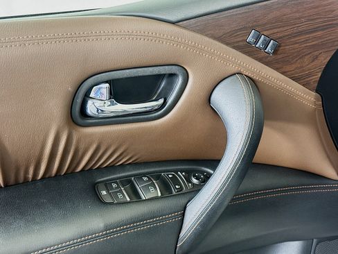 Used 2019 Nissan Armada Platinum w/ Captain's Chairs Package image 15