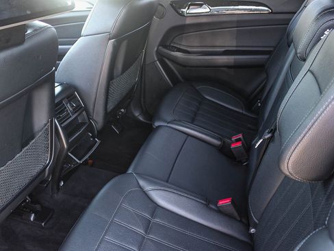 Used 2018 Mercedes-Benz GLS 450 4MATIC image 19