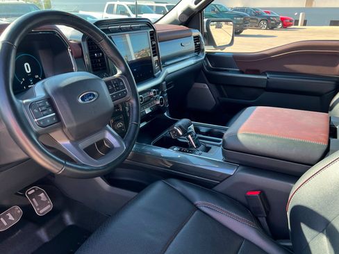 Used 2022 Ford F150 Lariat w/ Equipment Group 502A High AWD/4WD image 17