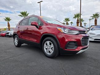 Used 2022 Chevrolet Trax LT w/ LT Convenience Package image 1