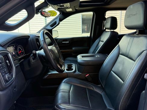 Used 2019 Chevrolet Silverado 1500 High Country w/ Technology Package image 30