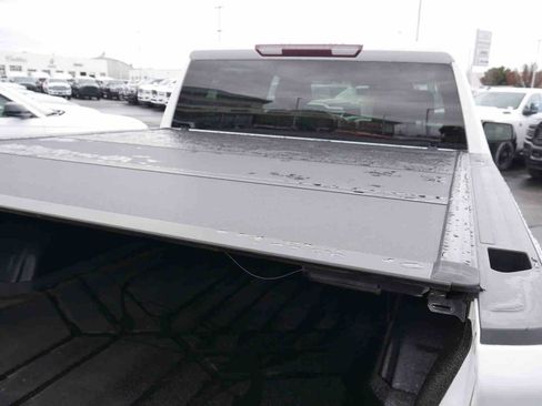 Used 2021 GMC Sierra 1500 Elevation w/ X31 Off-Road Package image 12