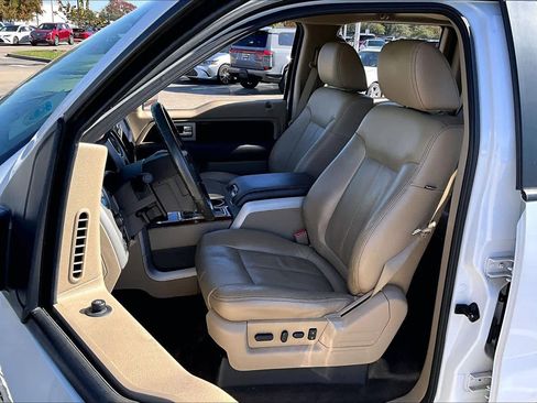 Used 2010 Ford F150 Lariat image 6