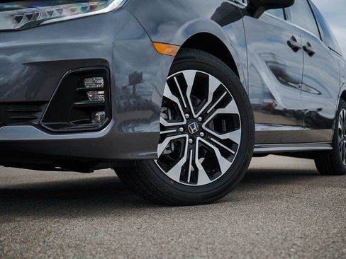 New 2026 Honda Odyssey Elite image 6