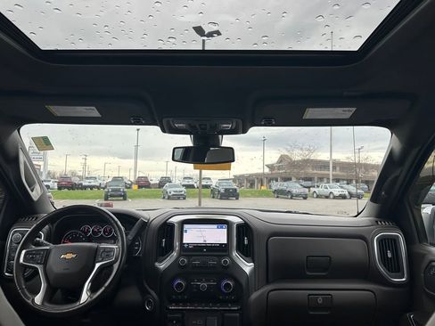 Used 2021 Chevrolet Silverado 1500 LTZ w/ LTZ Premium Package AWD/4WD image 11