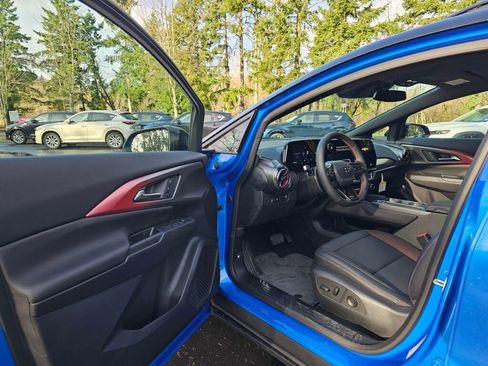 New 2026 Chevrolet Equinox EV RS image 17