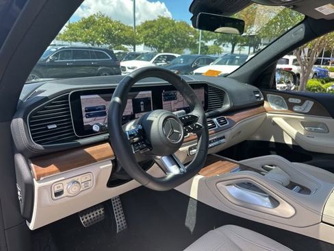 Certified 2024 Mercedes-Benz GLS 450 4MATIC image 20