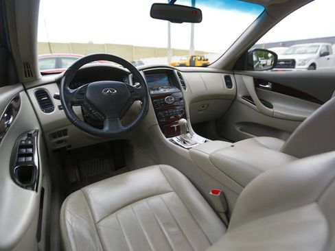 Used 2010 INFINITI EX35 Journey AWD/4WD image 12