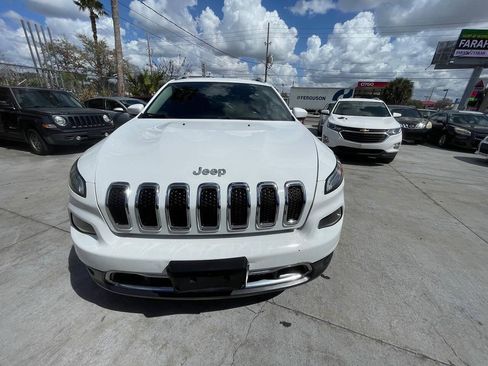 Used 2017 Jeep Cherokee Limited FWD image 1