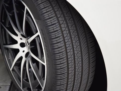 Certified 2023 Mercedes-Benz EQS 580 4MATIC Sedan image 28