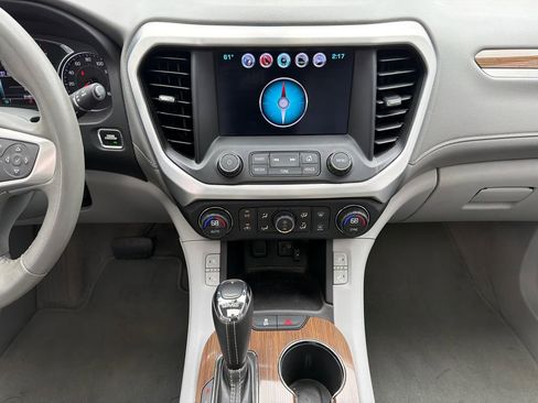 Used 2017 GMC Acadia SLE AWD/4WD image 21